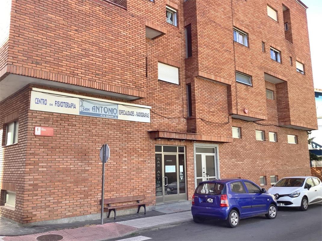 Clínica San Antonio, ubicación real de Podología López Parada
